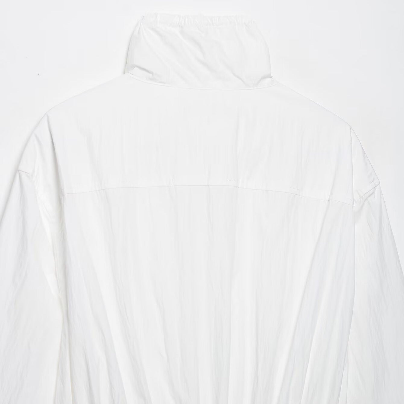 Women's lightweight cropped windbreaker with drawstring waist and high stand-up collar Chichicherry