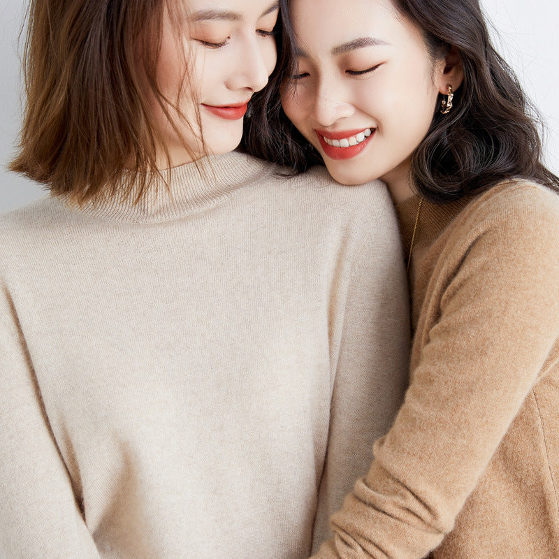 Women’s Short Turtle Neck Fine Knit Sweater with Light Mohair Effect Chichicherry