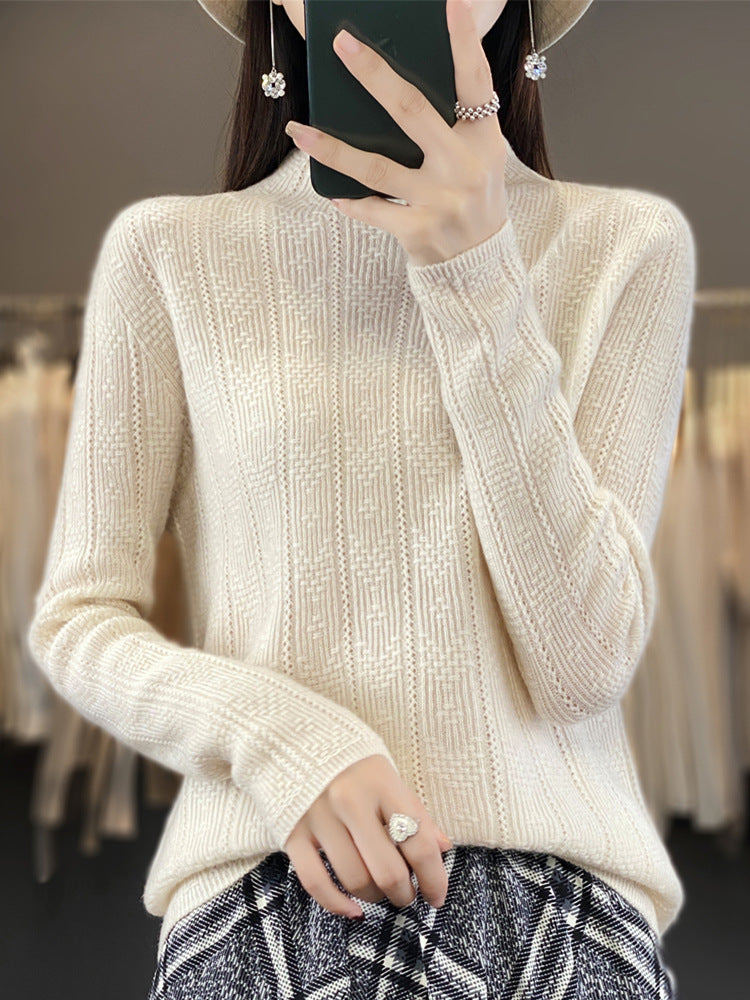 Women Structured Mockneck Sweater made of cashmere-like wool blend Chichicherry