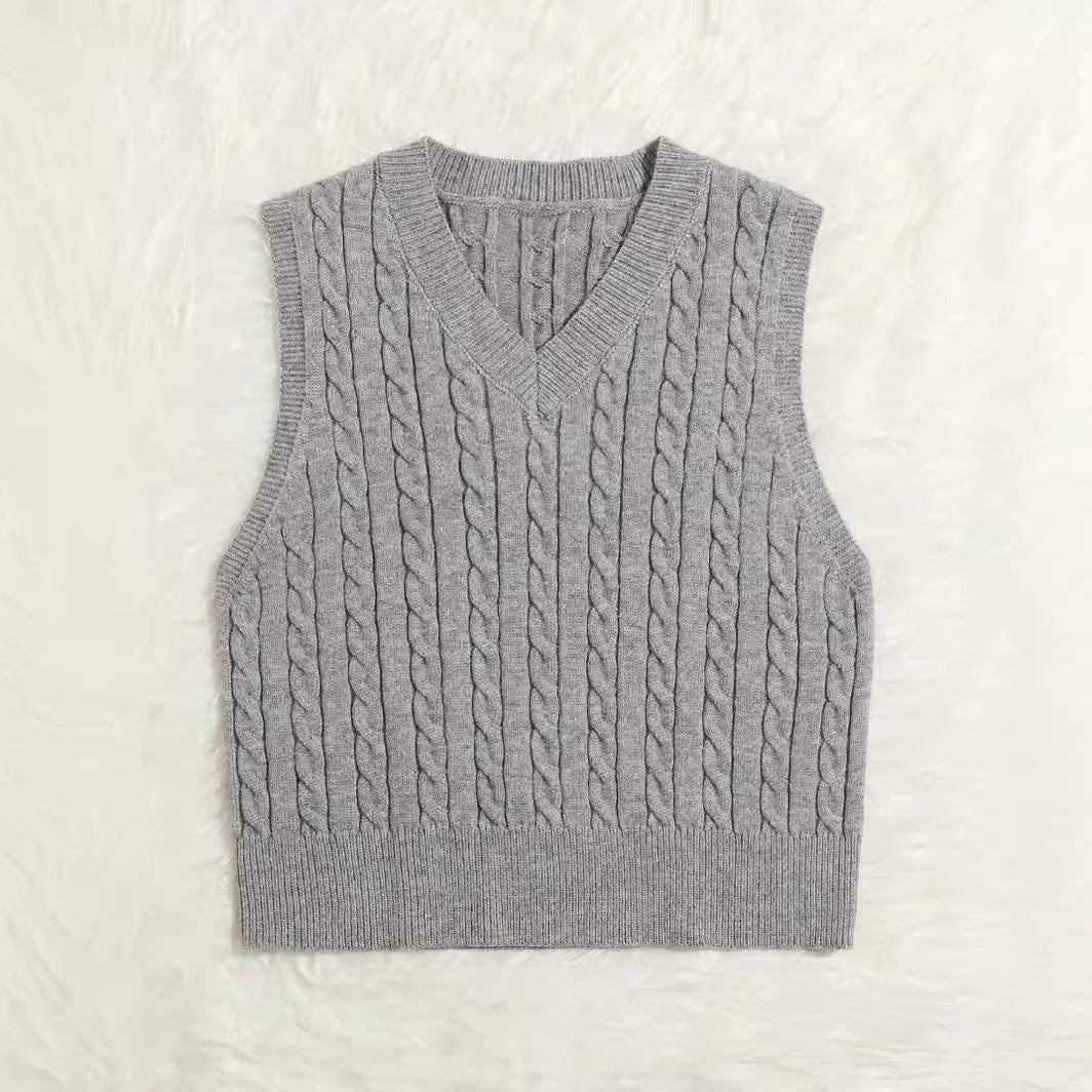 Women Knitted Sleeveless Cable Knit Sweater Vest with V-Neck Chichicherry