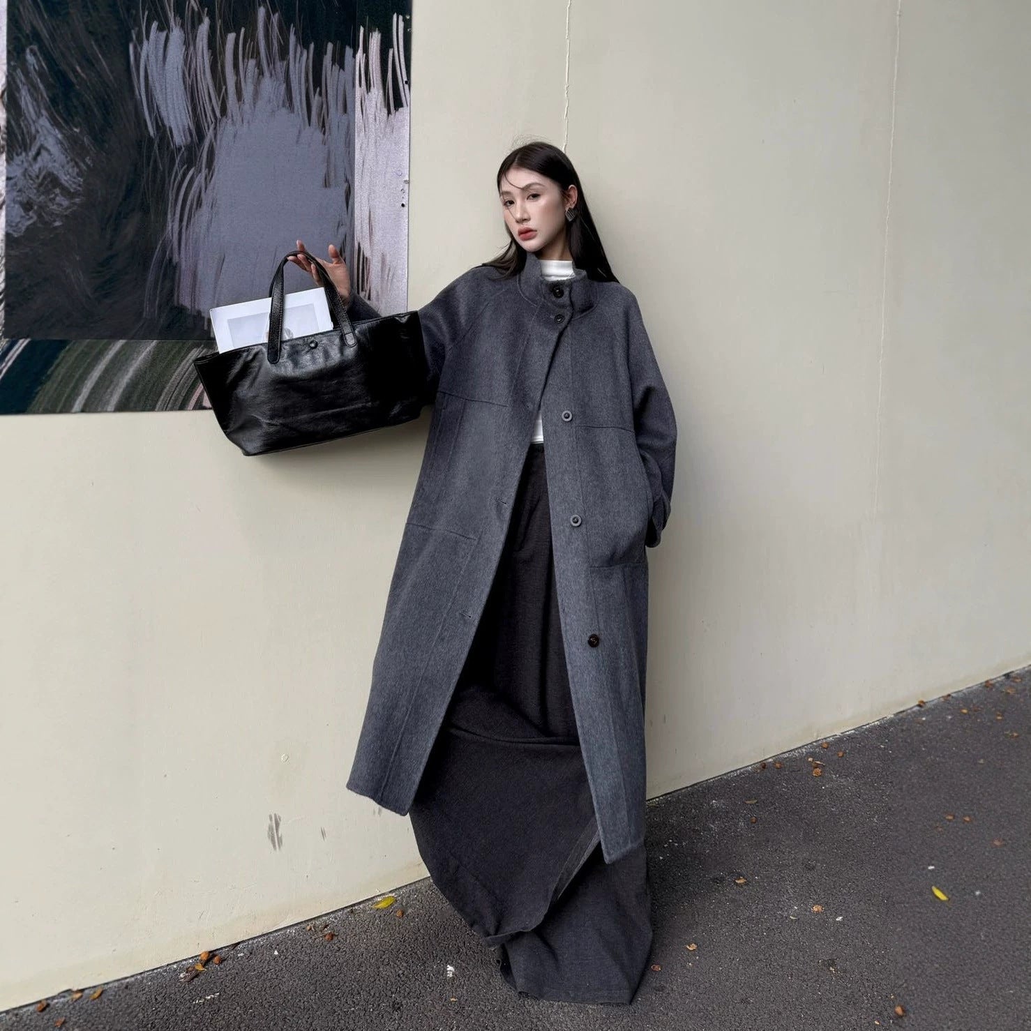 Women's Oversized Wool Coat with Stand-Up Collar and Large Flap Pockets Chichicherry