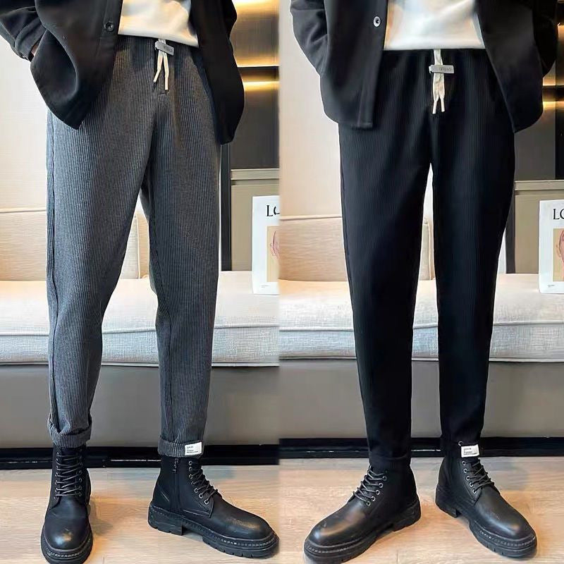 Herren Gerippte Jogginghose mit Tapered‑Fit, Tunnelzug und aufgerolltem Saum Chichicherry
