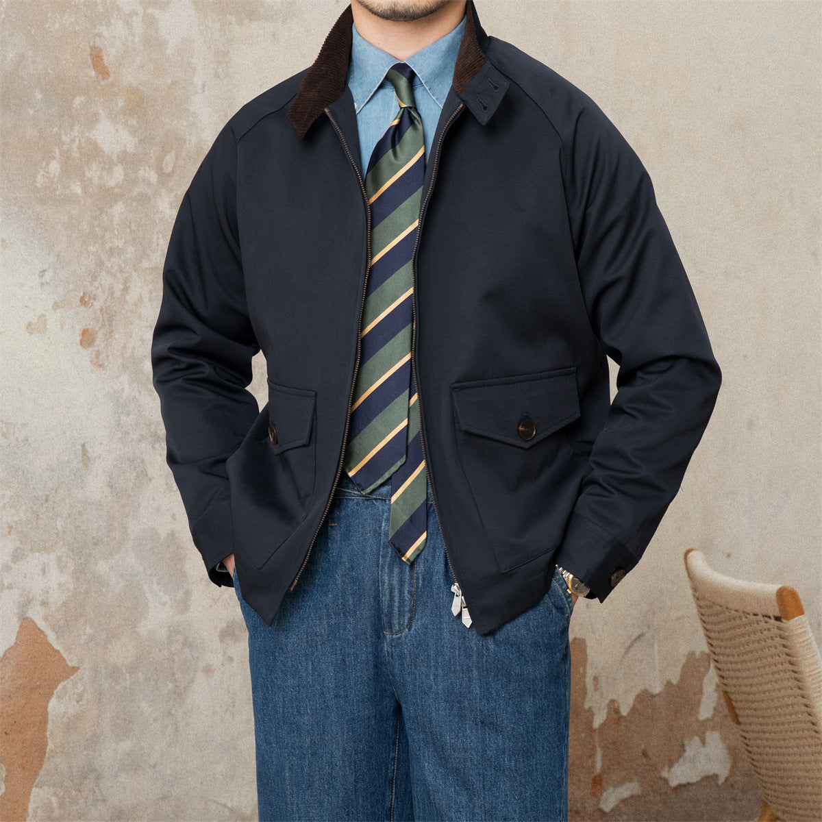Men's short blouson with cord collar, flap pockets and zipper Chichicherry