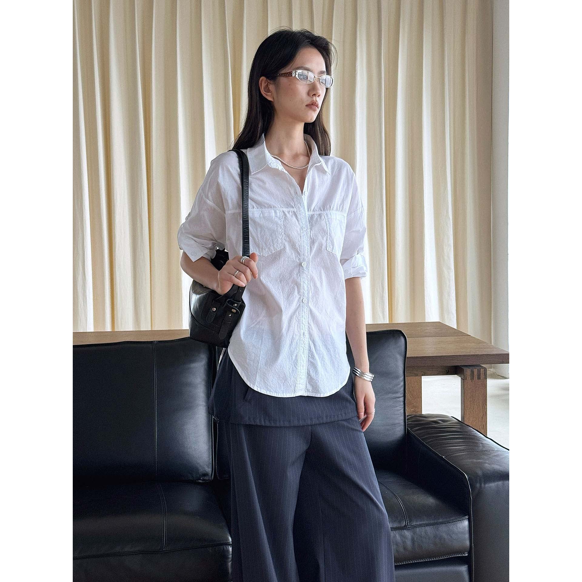 Women's Oversized Shirt Blouse with Rolled-Up Sleeves and Chest Pockets Chichicherry