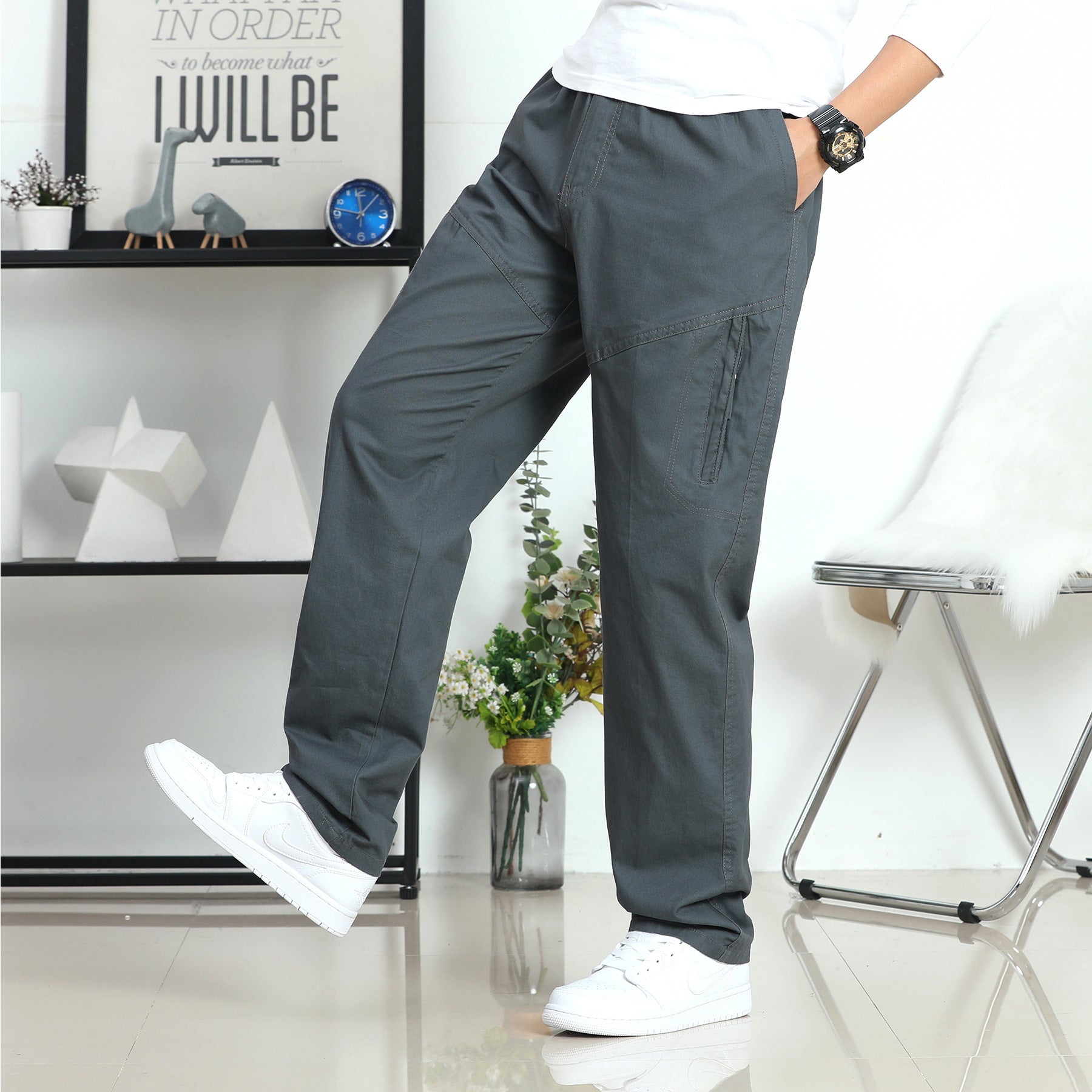 Men's Relaxed-Fit Canvas Cargo Pants with Preformed Knee Inserts and Side Zipper Pocket Chichicherry