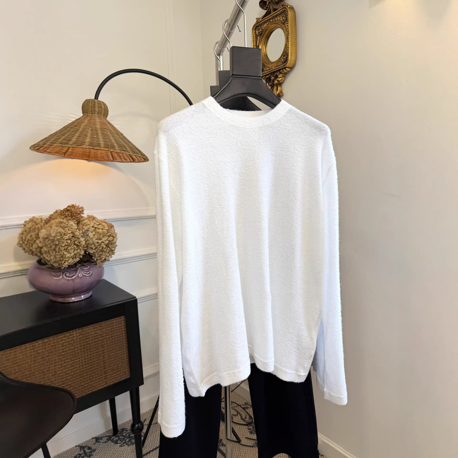 Women's Comfortable Long Sleeve Sweater with Casual Cut Chichicherry