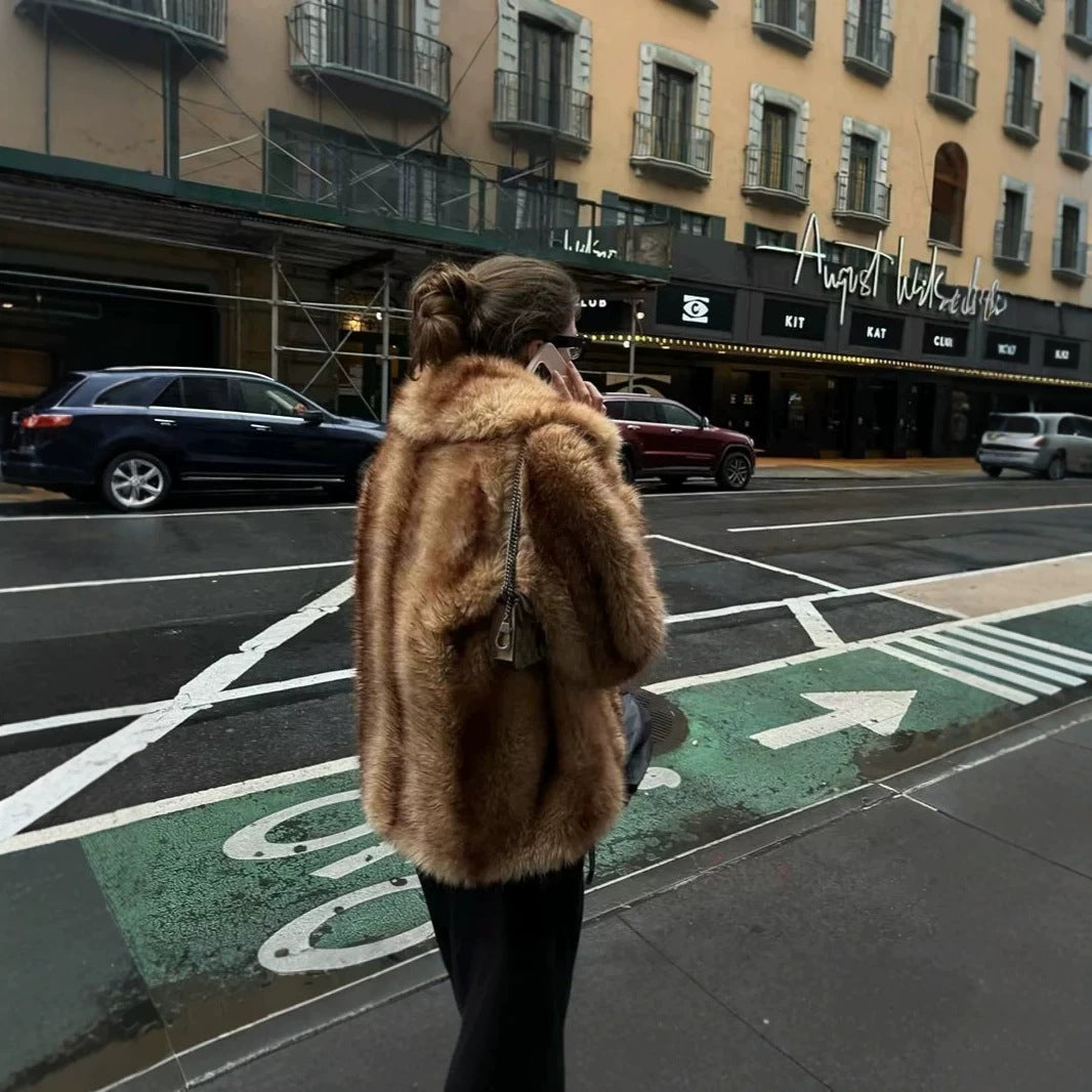 Women's Short Boxy Faux Fur Coat with Wide Shawl Collar and Luxurious High-Pile Texture Chichicherry
