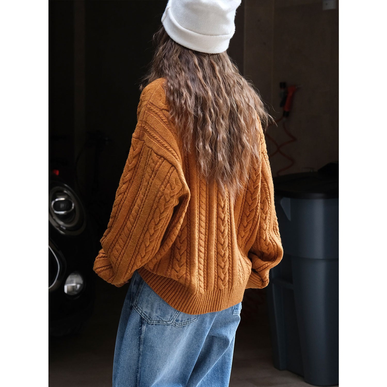 Women's Oversized Cable Knit Sweater with Round Neckline and Voluminous Sleeves Chichicherry