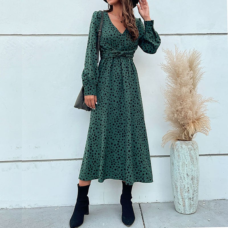 Women's maxi dress with V-neck, wrap waist and fine dotted print Chichicherry