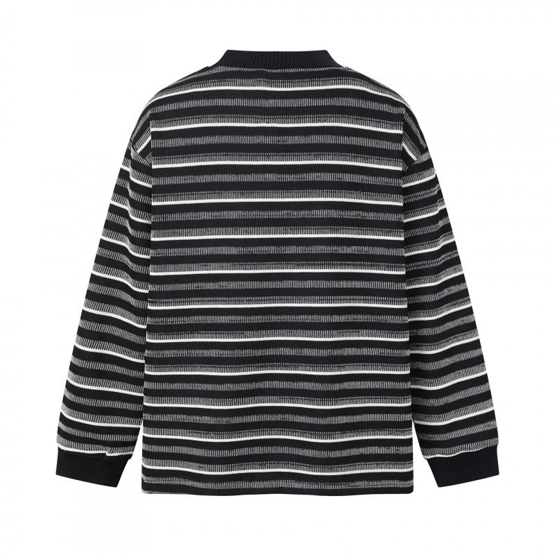 Unisex fine knit sweater in boxy cut with round neck and maritime stripes Chichicherry