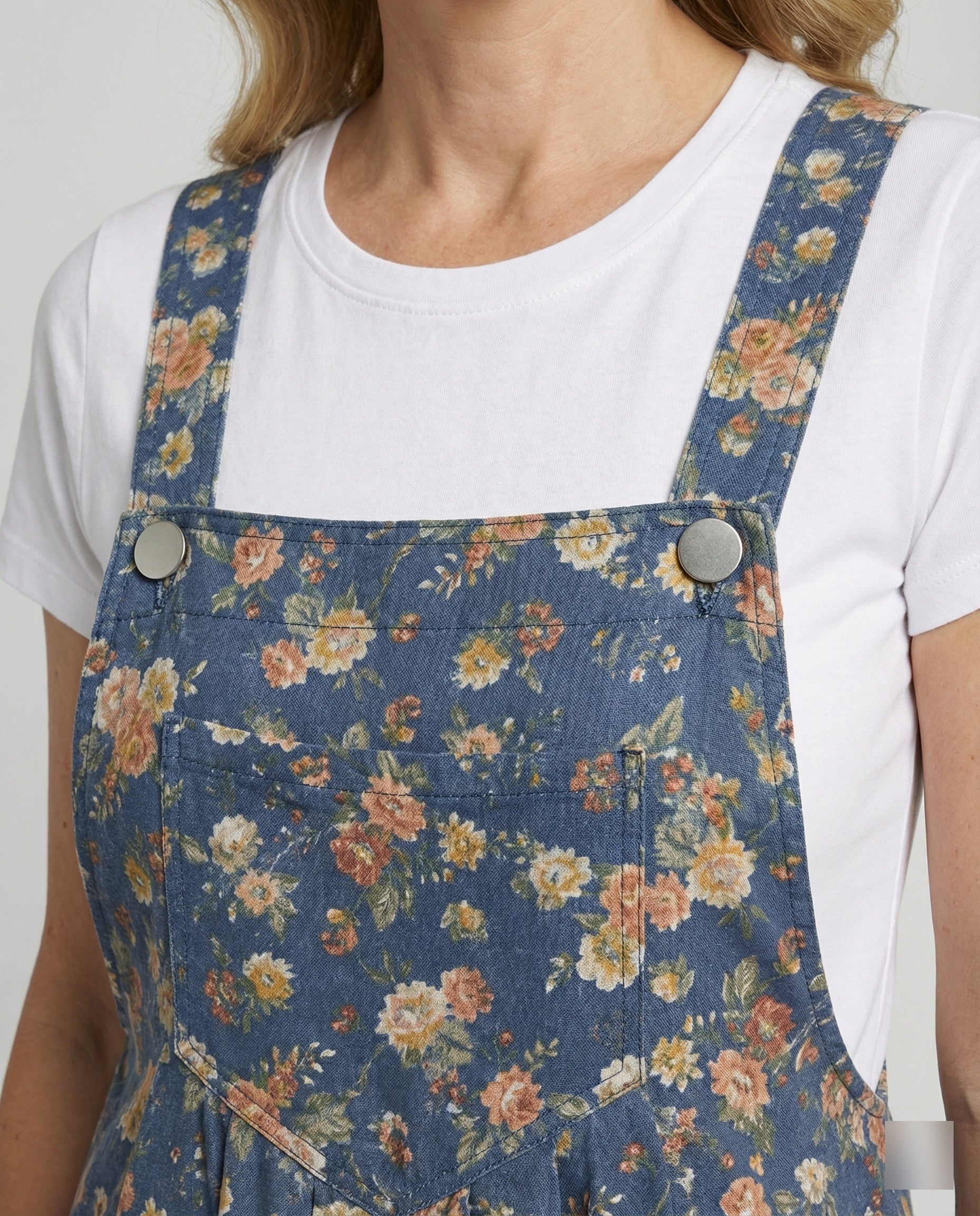 Women's dungarees Women's linen look