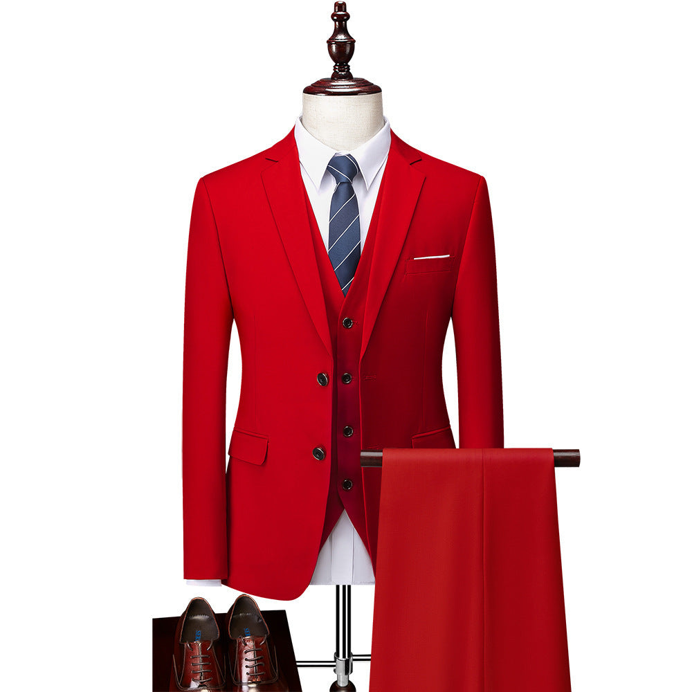 Men's Three-Piece Business Suit with Tailored Fit, Vest and Classic Lapel Chichicherry