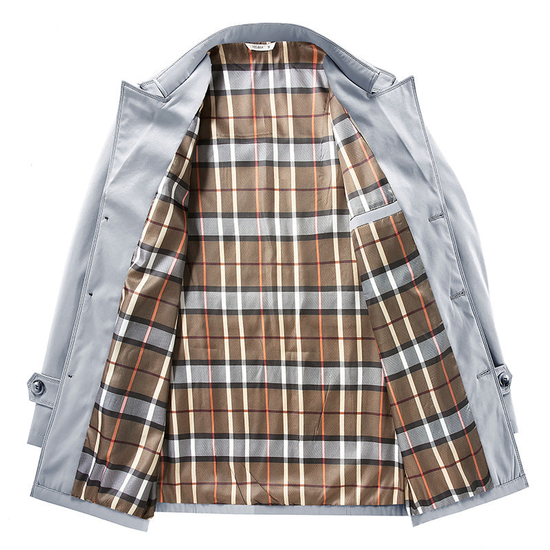 Men's short trench coat in classic style with checked inner lining, shoulder flaps, and flap pockets Chichicherry