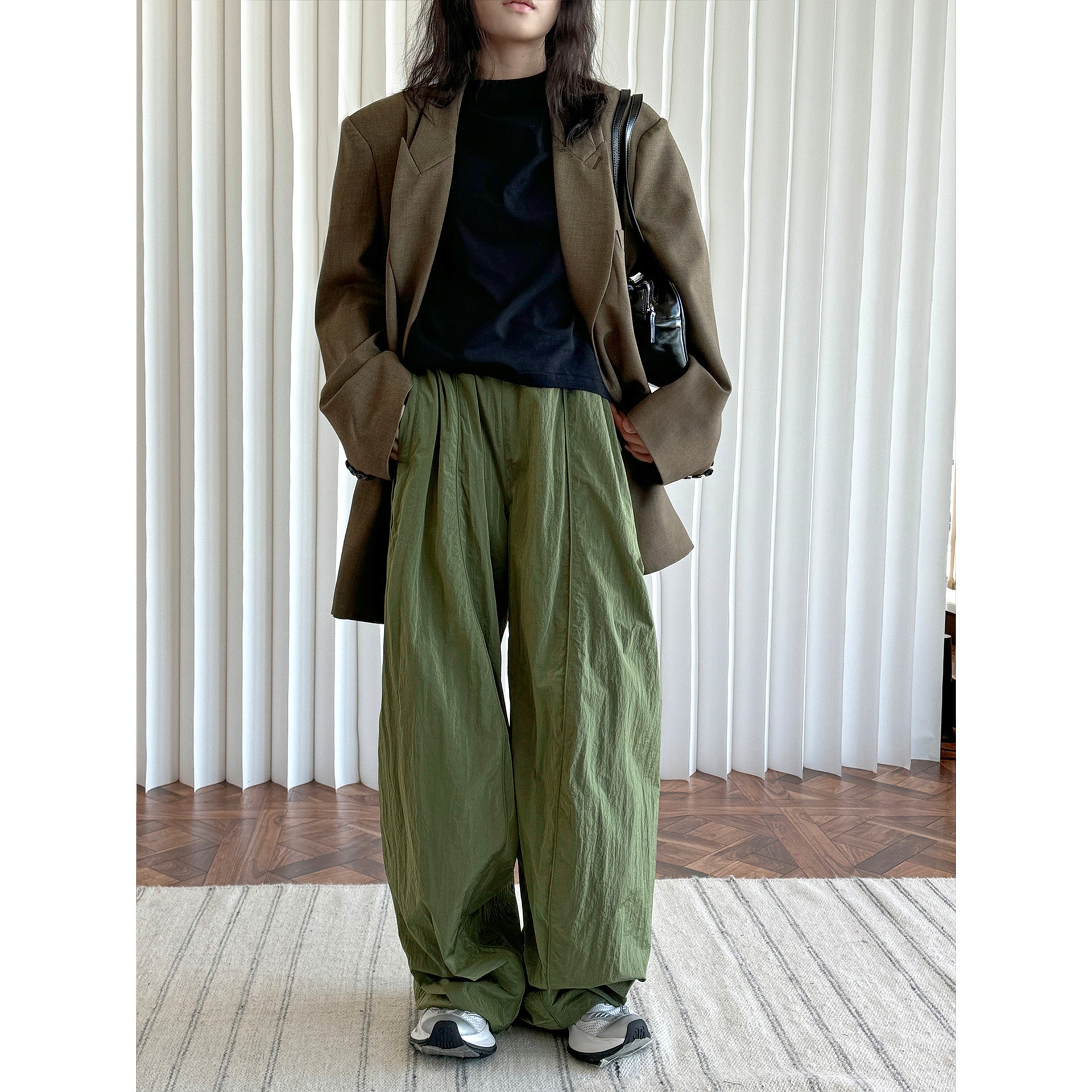 Women's Wide High-Waist Palazzo Pants with Crinkle Look and Pleats Chichicherry