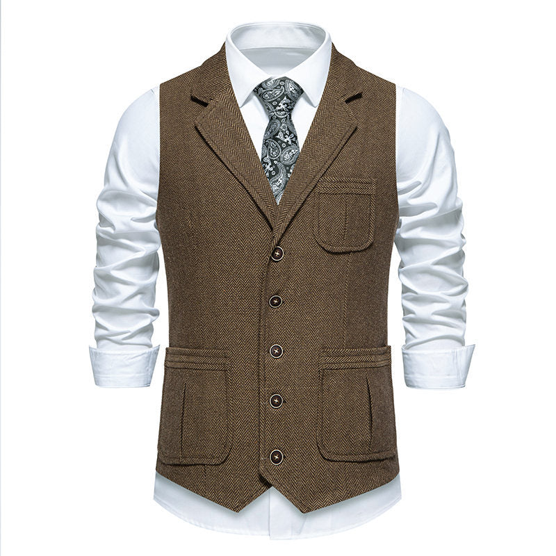 Men's tweed vest with herringbone pattern, notch collar, and flap pockets Chichicherry