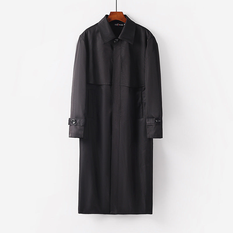 Women's lightweight trench coat with concealed button placket and shoulder cape Chichicherry