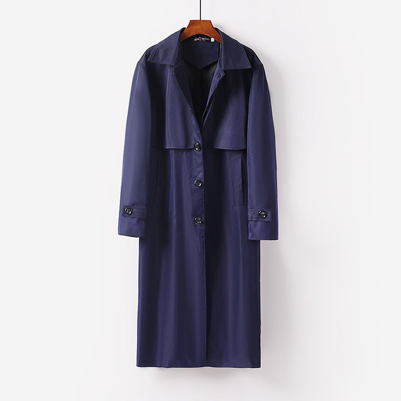 Women's lightweight trench coat with concealed button placket and shoulder cape Chichicherry