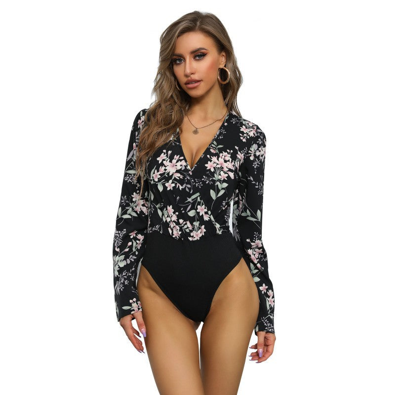 Women's figure-hugging wrap blouse with deep V-neck and floral print Chichicherry