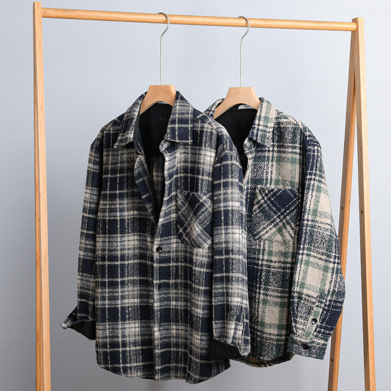Men's checkered overshirt made of teddy fleece with a stitched chest pocket and concealed button placket Chichicherry