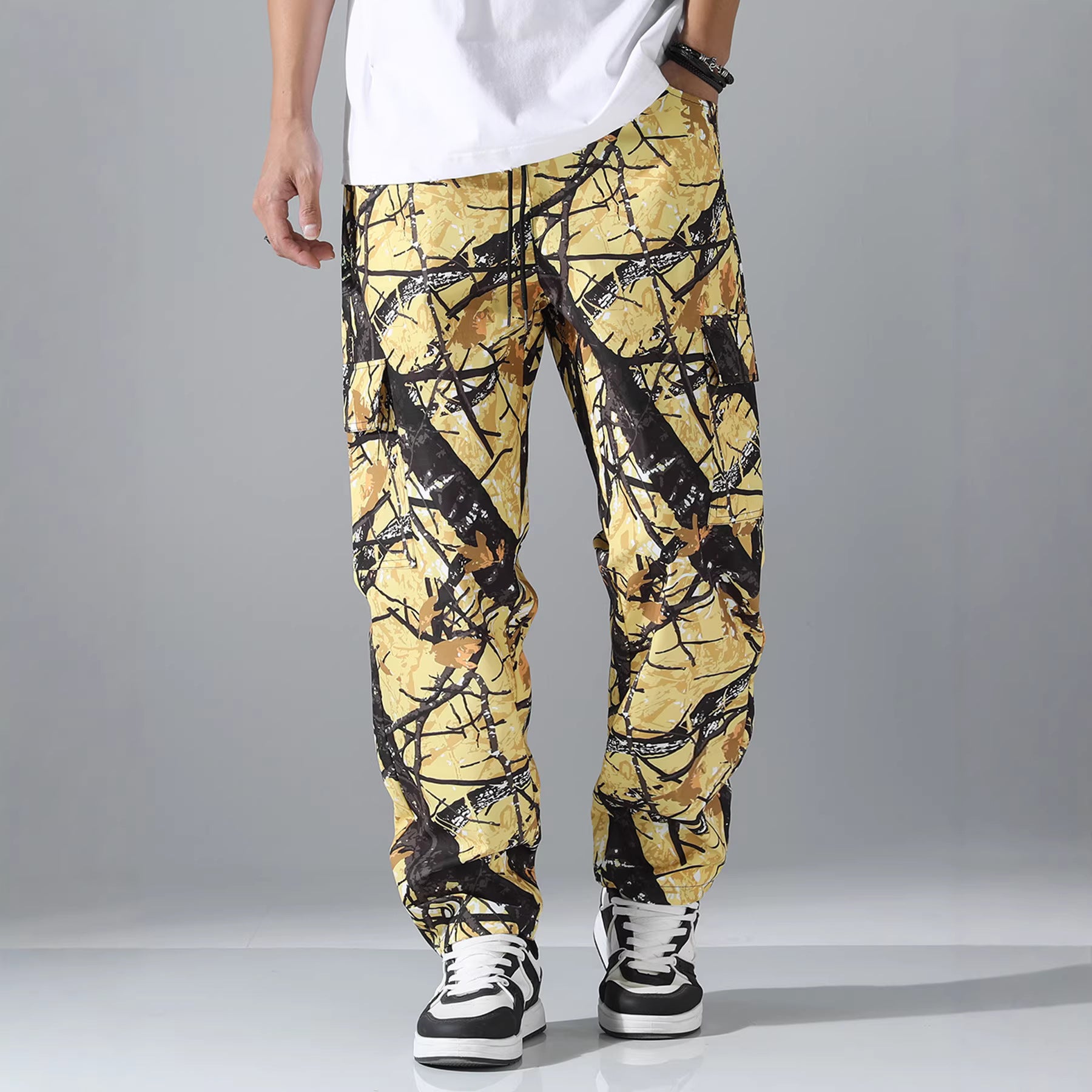Men's Patterned Cargo Jogging Pants with Drawstring, Patch Pockets & Tapered Leg Chichicherry