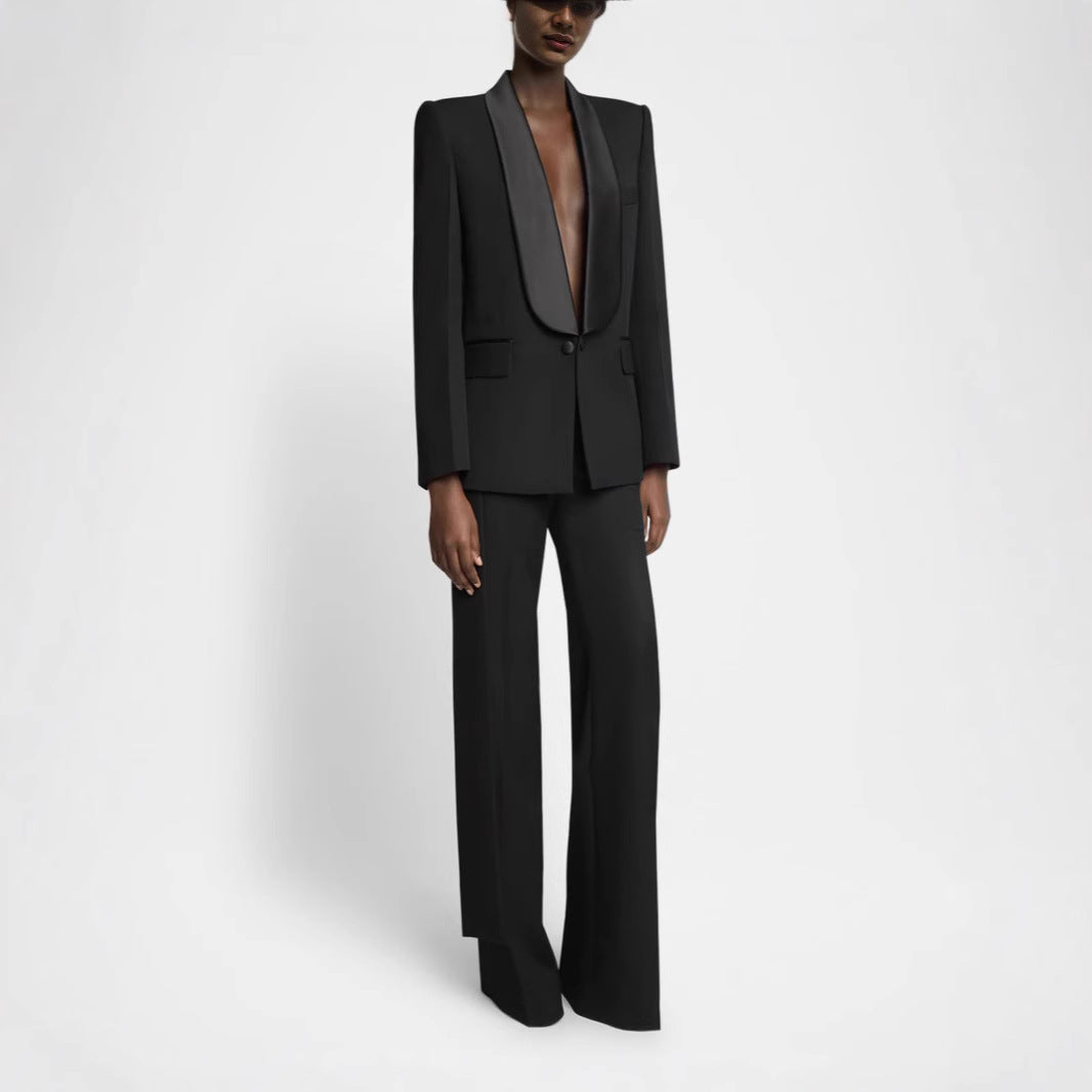 Women's Elegant Tuxedo Set with Satin Shawl Collar and Wide Palazzo Pants Cut Chichicherry