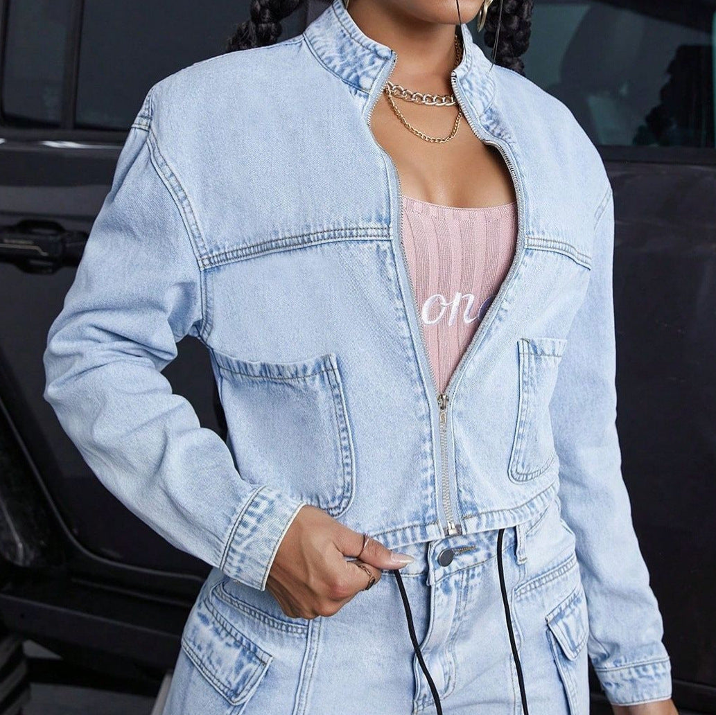 Women Cropped Denim Set consisting of short denim jacket and High-Waist Cargo Jeans Chichicherry