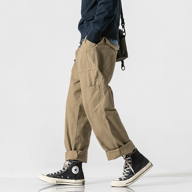 Men's loose cotton cargo pants in baggy cut with multifunctional pockets and rolled hem Chichicherry
