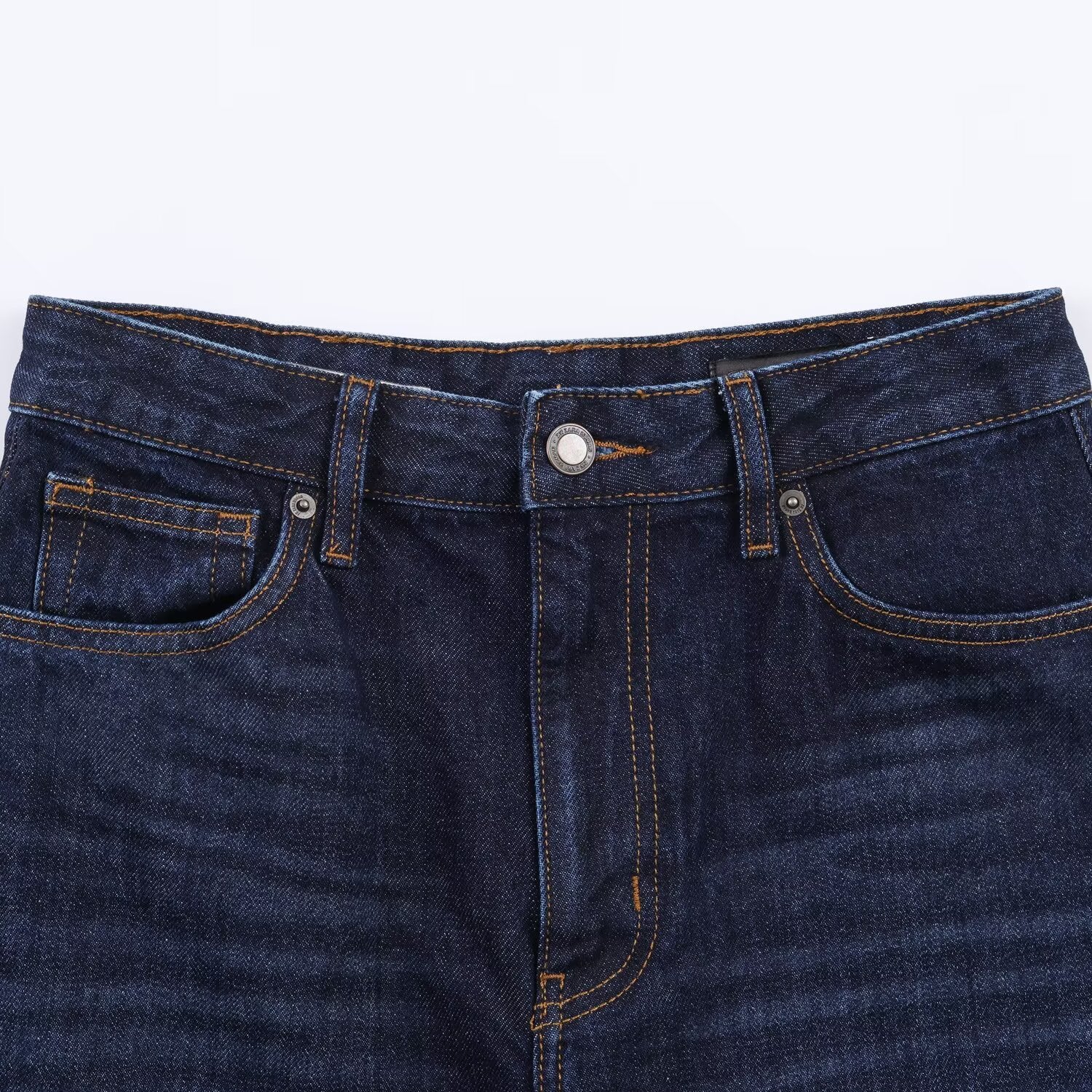 Women High-Waist Balloon Jeans with wide thigh and tapered hem Chichicherry