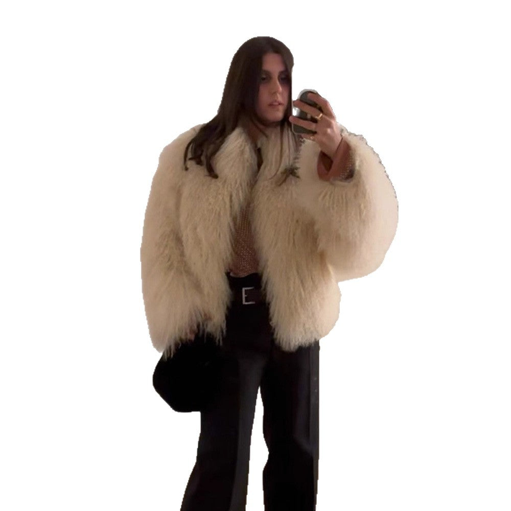 Women's Boxy Faux Fur Bomber Jacket with Curly Lambskin Look and Extra Volume Chichicherry