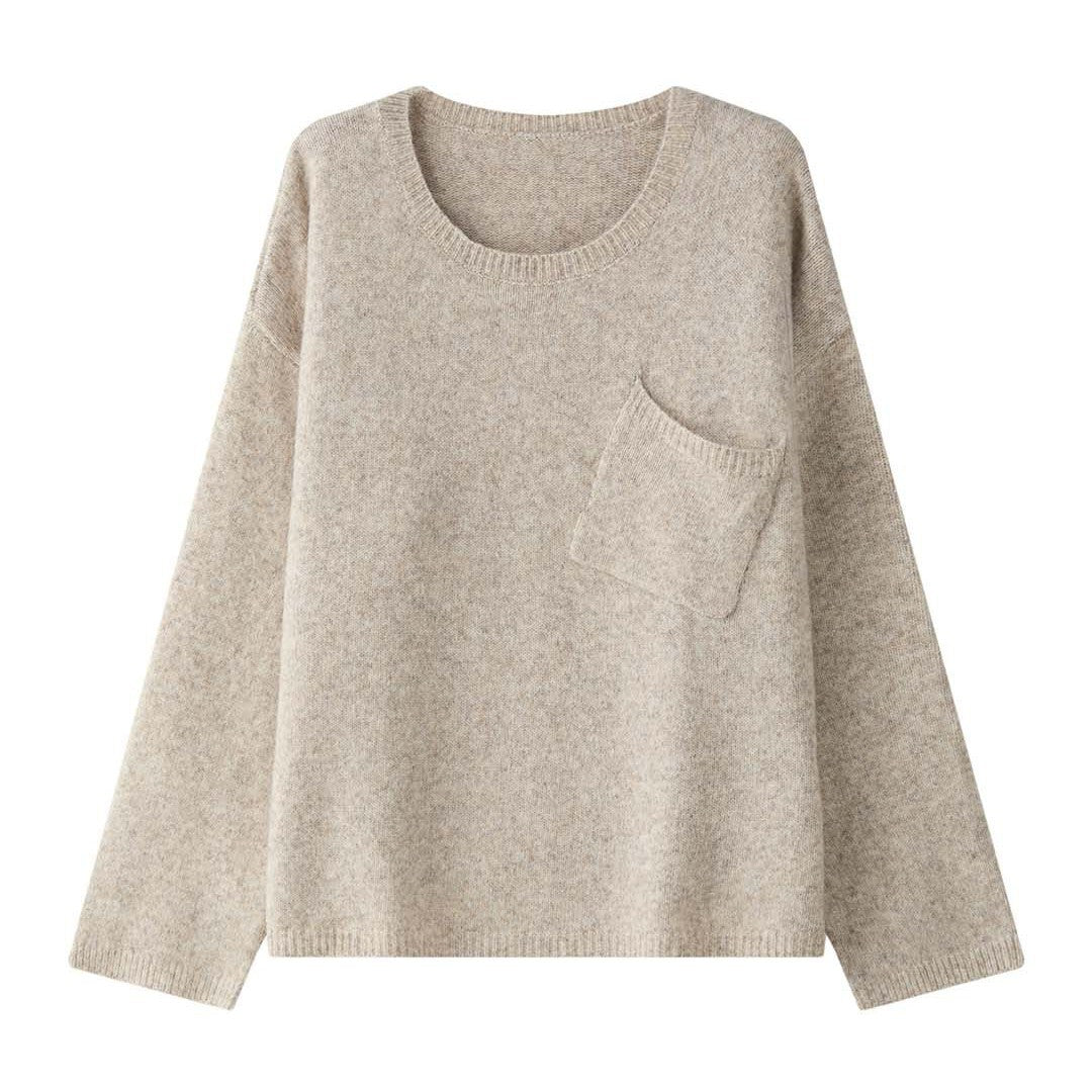 Women's cozy relaxed pullover with diagonally placed pocket Chichicherry