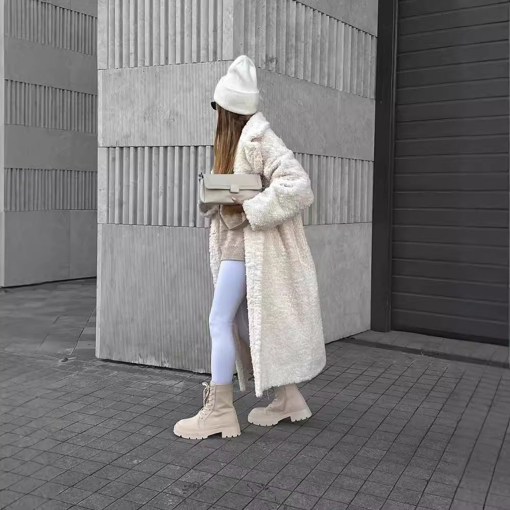 Damen wadenhohe robuste Schnürstiefel mit Plateau-Profilsohle Chichicherry