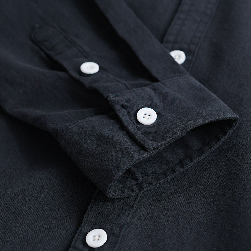 Men's casual shirt jacket made of heavy cotton twill with a Kent collar and a patch chest pocket Chichicherry