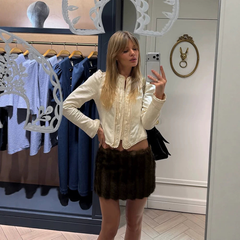 Women Tailored Cropped Blazer with Sculpted Shoulder and Decorative Trimmings Chichicherry