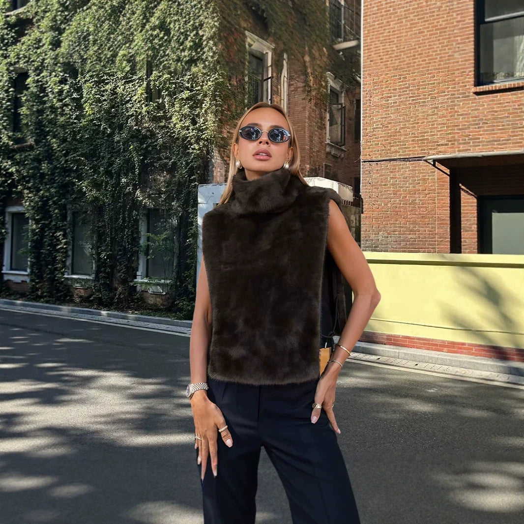 Women’s Sleeveless Faux Fur Vest with High Wrap Collar and Short Cut Chichicherry