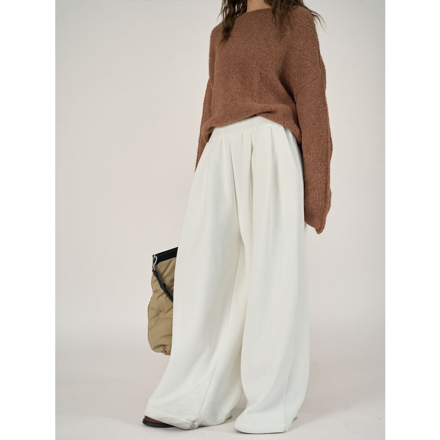 Women's High-Waisted Relaxed Palazzo Trousers with Pleats and Elastic Comfort Waist Chichicherry
