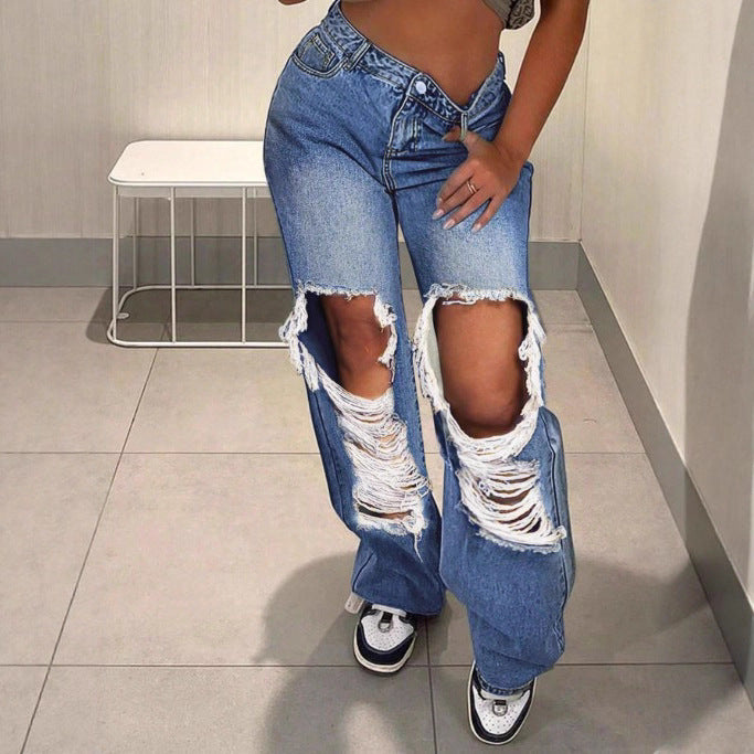 Women's extra wide cut destroyed jeans with XXL knee cutouts and low waistline Chichicherry