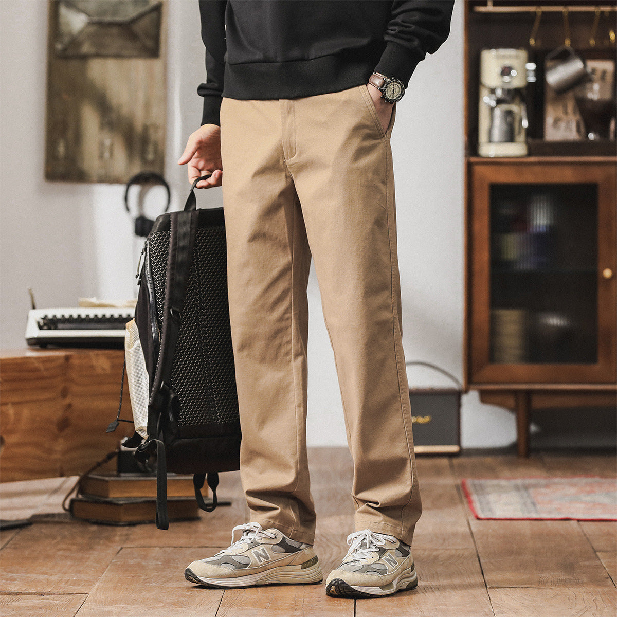 Men's tapered cotton chino pants with elastic waistband and classic side pockets Chichicherry