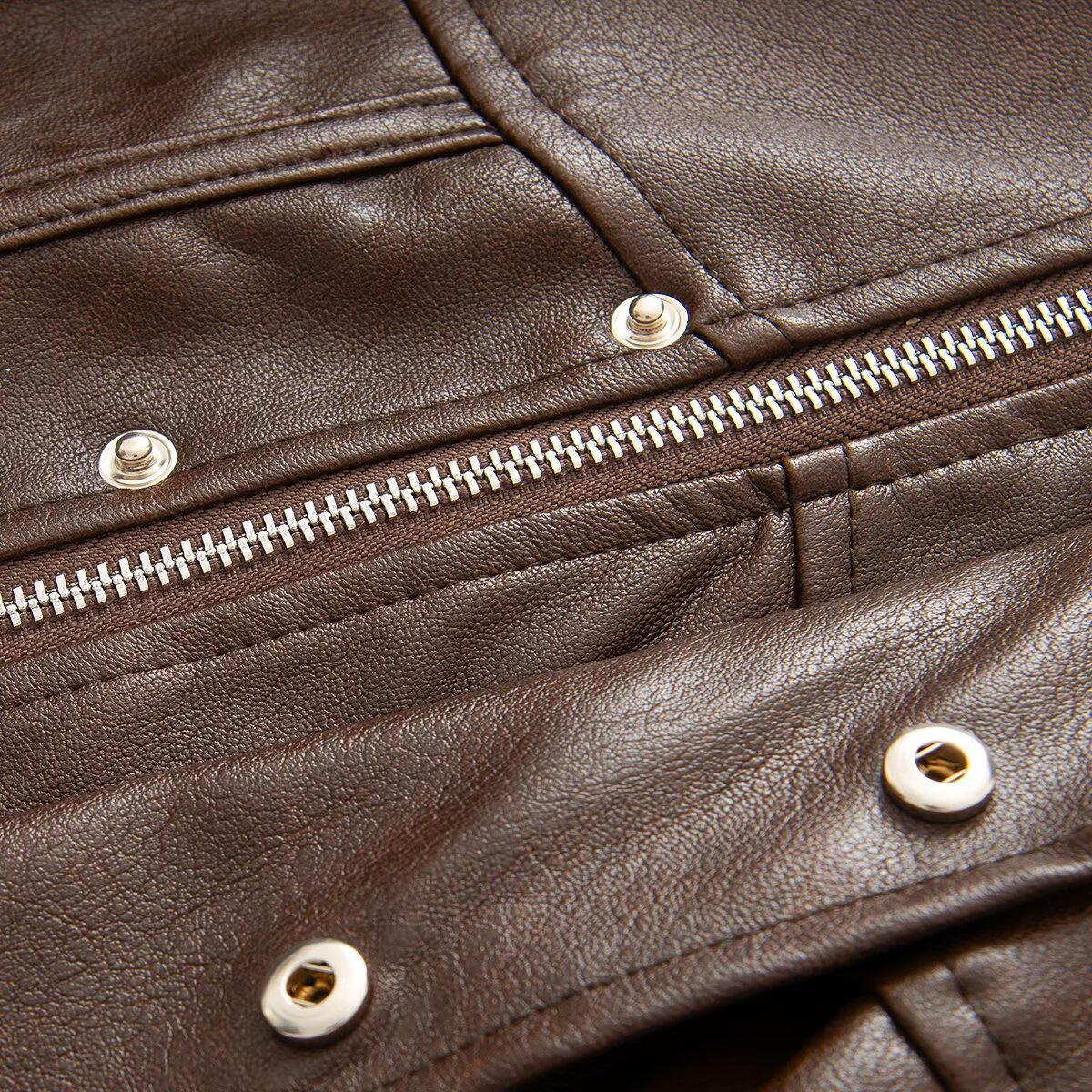 Ladies Cropped Leather-look Jacket with Tailored Corset Division and Standing Collar Chichicherry