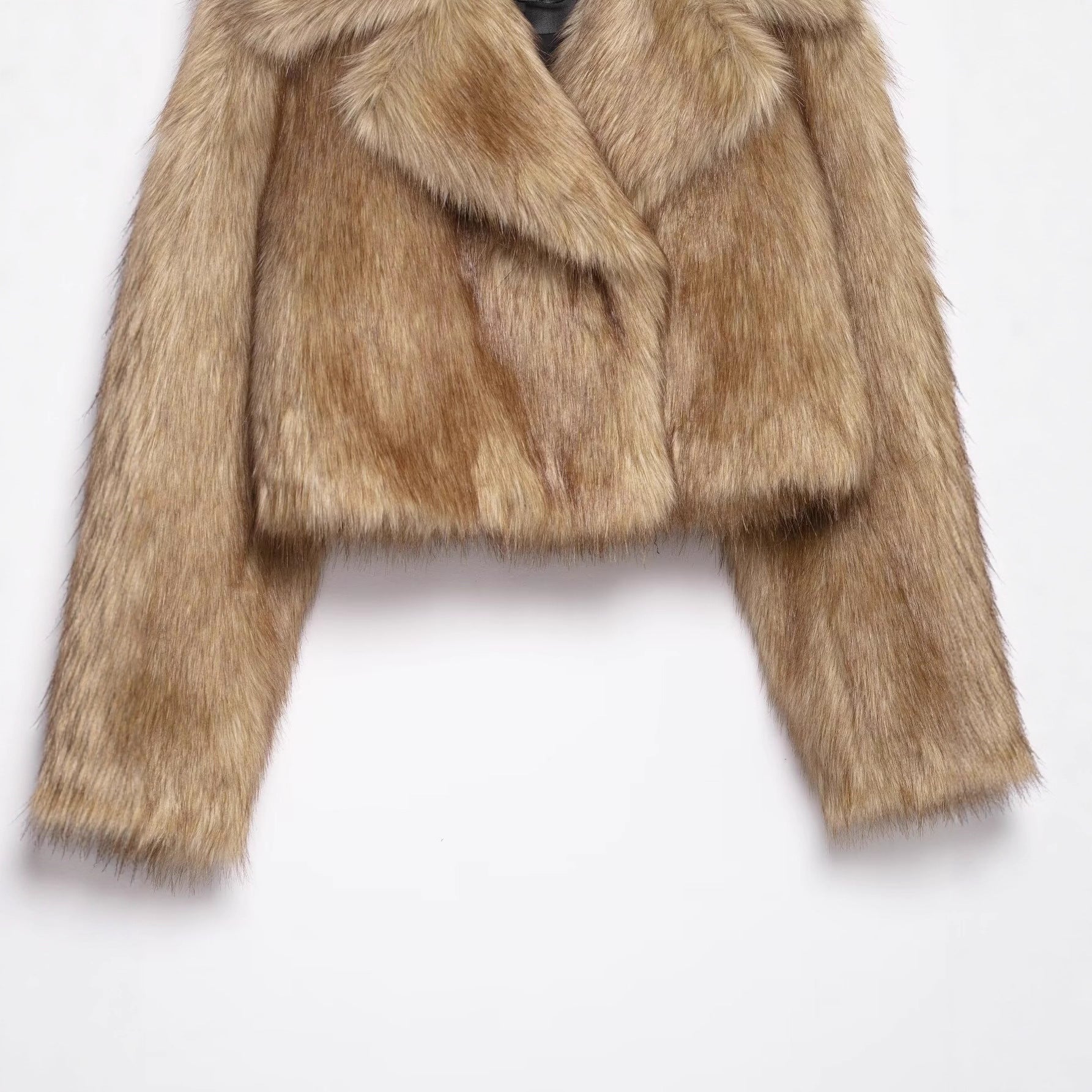 Women Short Oversized Faux Fur Bolero with Wide Shawl Collar Chichicherry