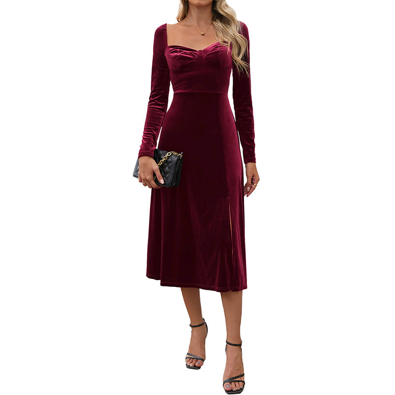 Women's velvet midi dress with heart-shaped neckline, tailored cut & high slit