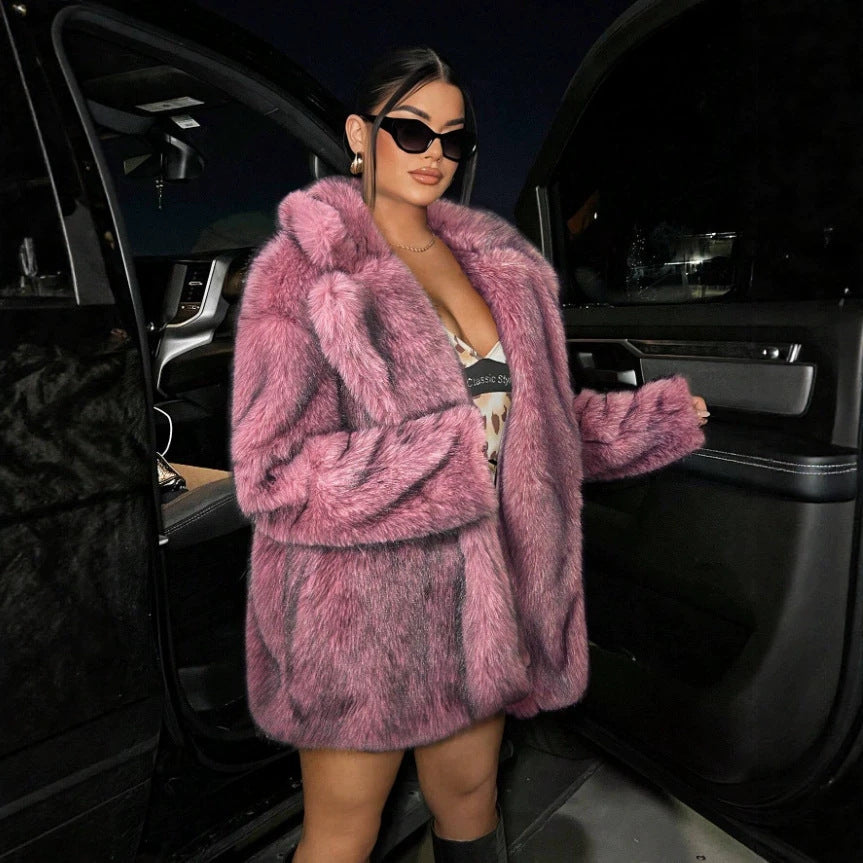 Women's short coat made of dense high-pile faux fur with classic shawl collar Chichicherry