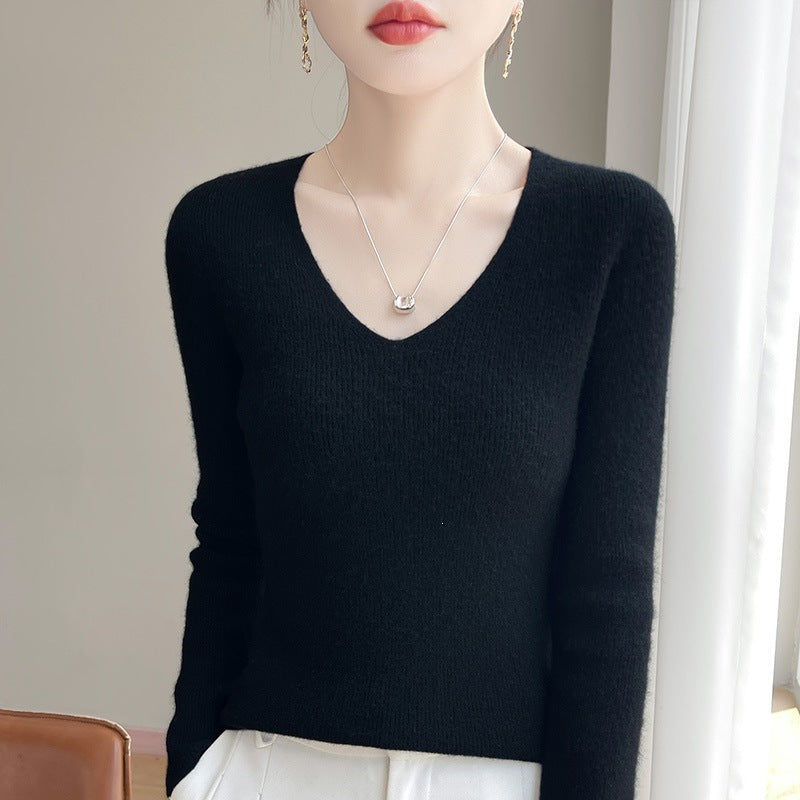 Women’s slim fit V-neck fine-knit pullover with fine ribbed texture and soft feel Chichicherry