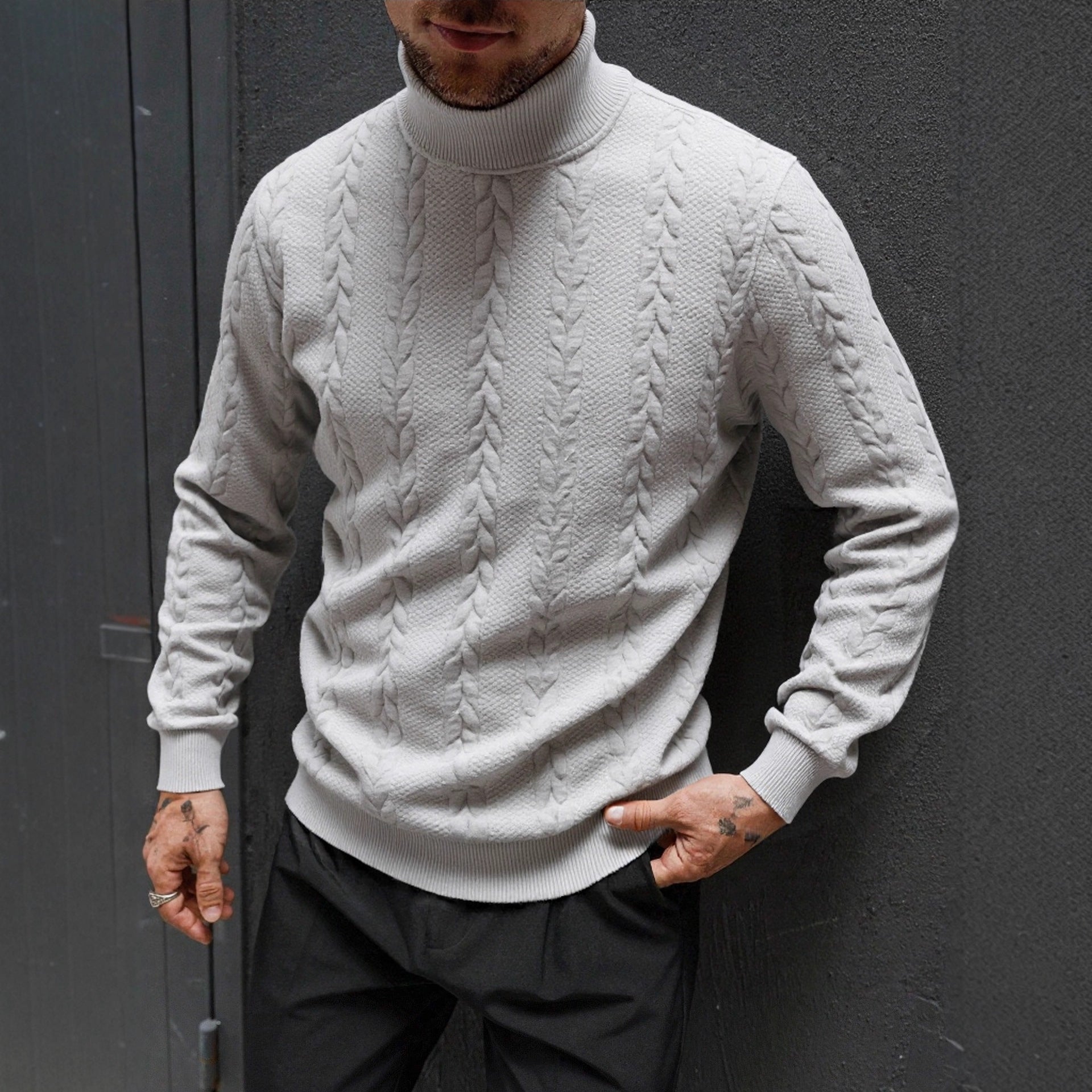 Men's chunky-knit turtleneck sweater with cable pattern and ribbed cuffs Chichicherry