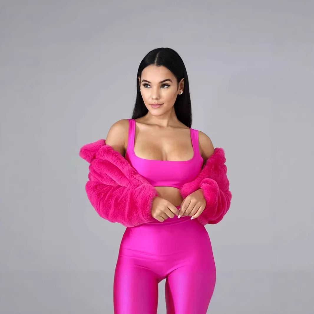 Women Cropped Faux Fur Blouson with tailored cut, stand-up collar and soft teddy finish Chichicherry