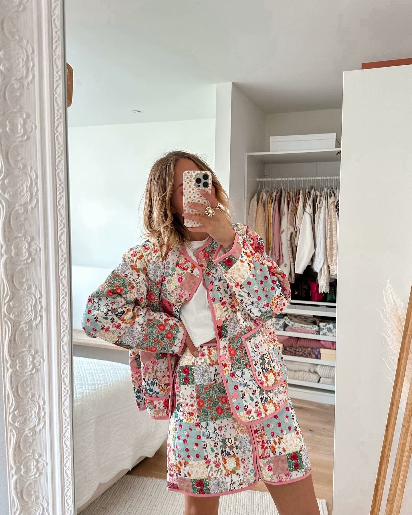 Women's Quilted Patchwork Jacket Vest and Mini Skirt Set Chichicherry
