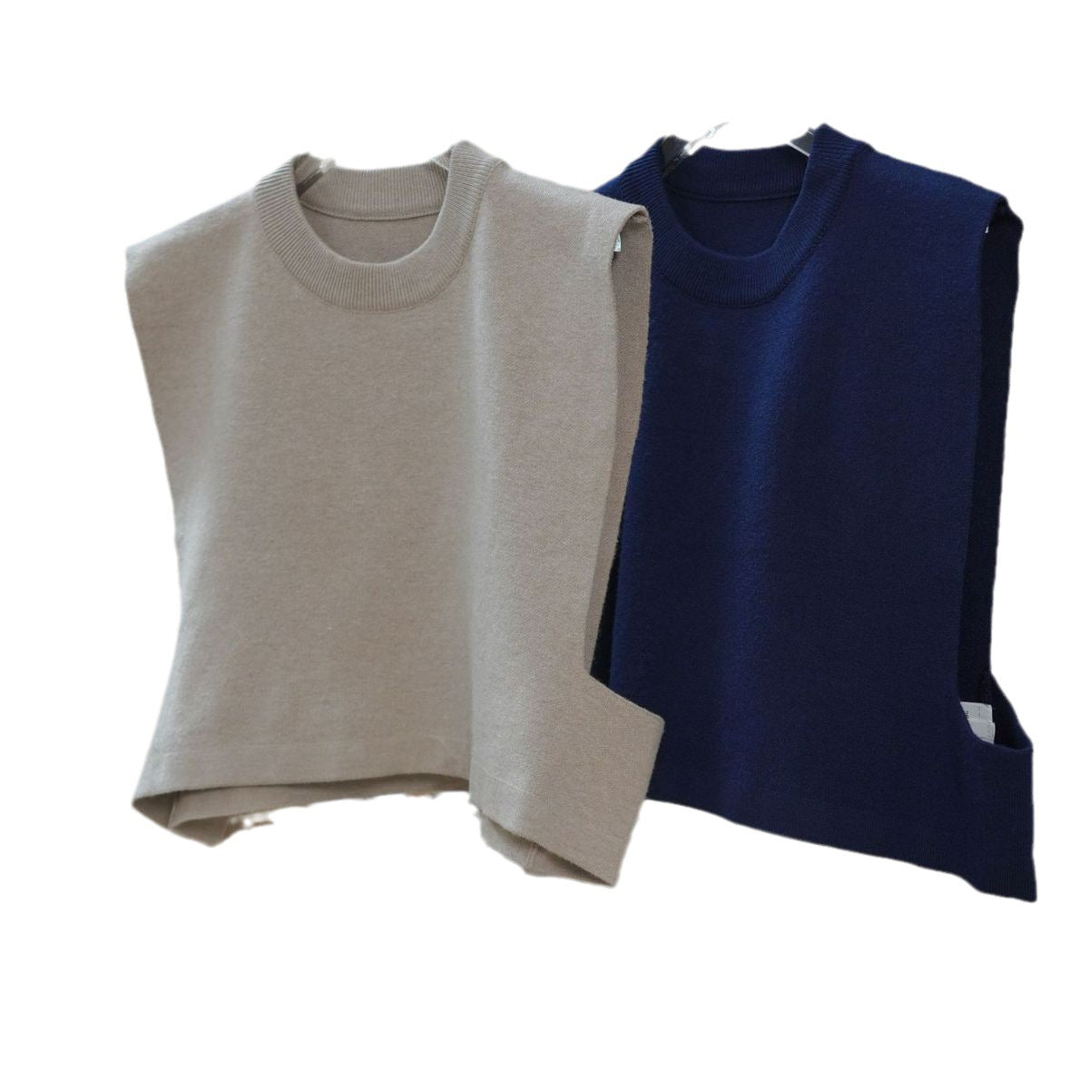 Women’s sleeveless knitted vest with boxy-wide silhouette and boat neck Chichicherry