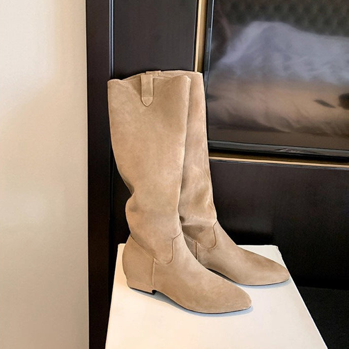 Ladies Knee-High Slouch Boots made of soft suede leather with pointed toe and low heel Chichicherry