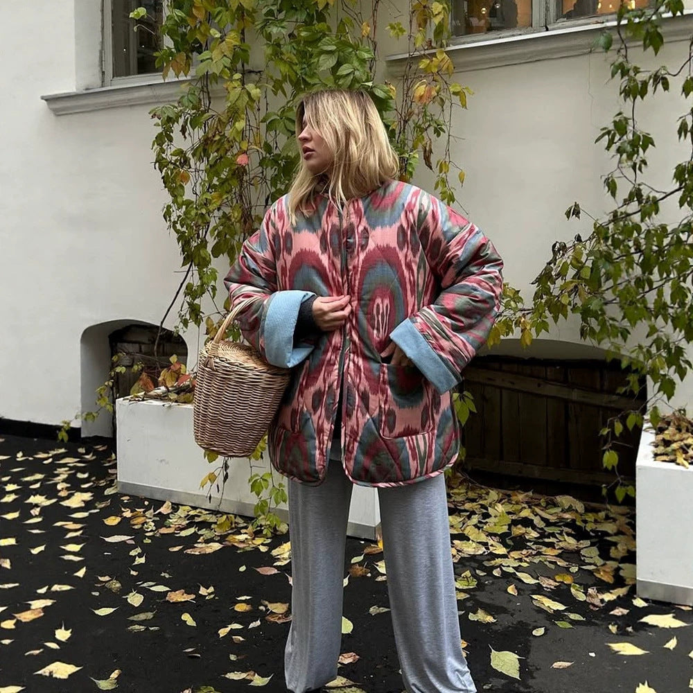 Women's quilted kimono jacket with ikat print, oversized cut and contrasting cuffs Chichicherry