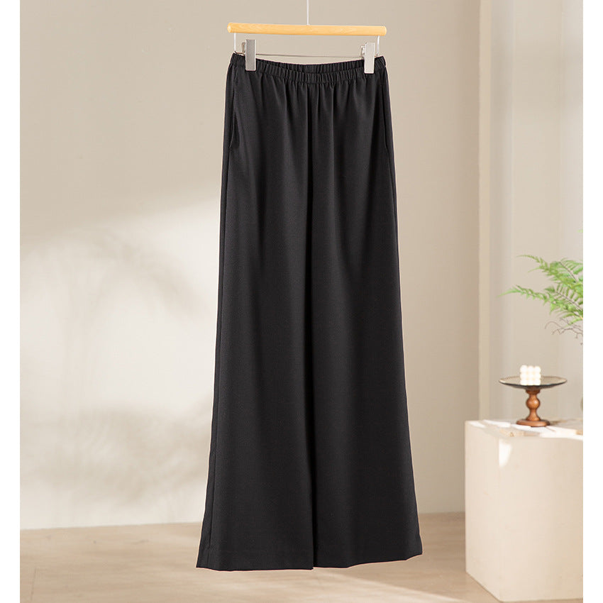 Women's Oversize Satin Blouse in Shirt Cut with Classic Collar and Rounded Hem Chichicherry