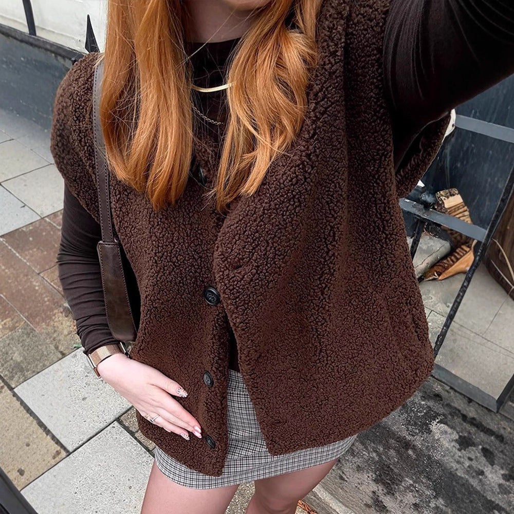 Women's teddy vest with button placket, soft teddy fleece & straight silhouette Chichicherry